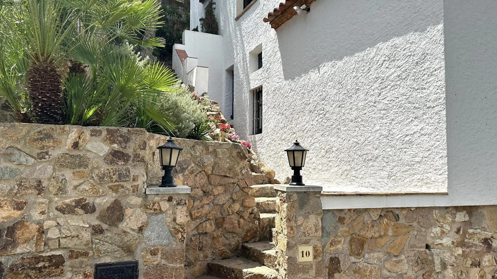 Lets Holidays Beautiful House Sea Views Tossa de Mar Vila